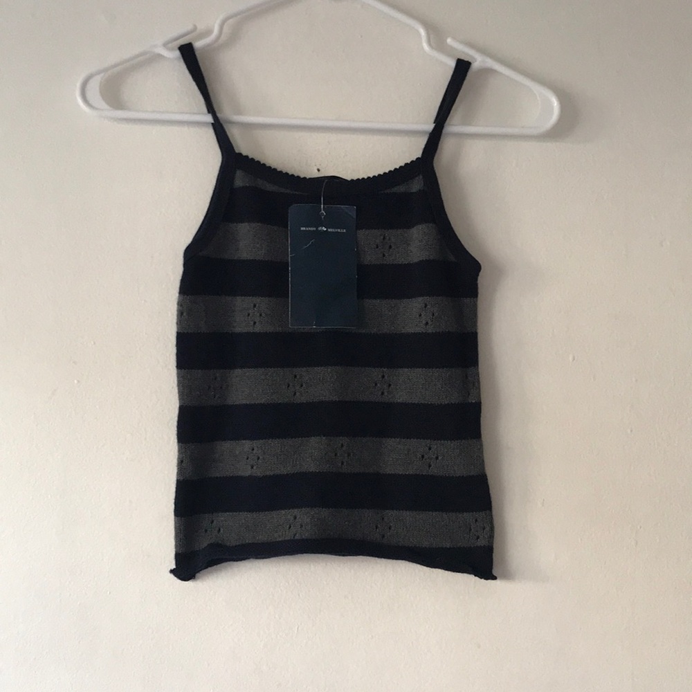 Brandy Melville NWT top one size